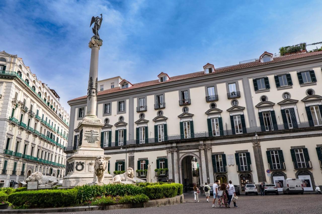 Napoli Centro Chiaia Apartment Exterior photo